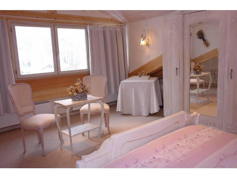 Domaine Du Haut Jardin Hotel & Chalets Spa Prive Rehaupal Bagian luar foto